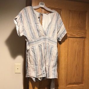 American Eagle romper